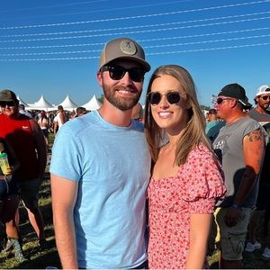 Meet your Posher, Gabrielle